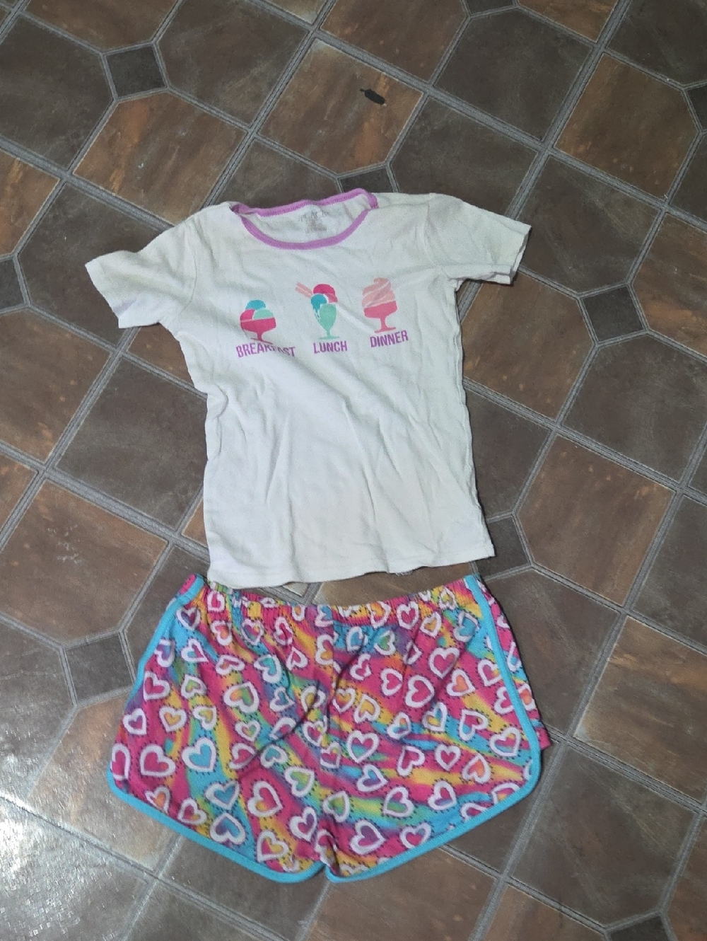 Girl Place White Top and Multicolor Heart-Print Shorts Pajama Set
